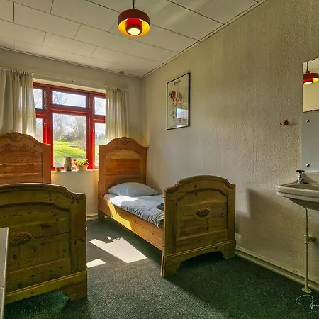 Tolne Gjæstgivergaard Bed & Breakfast