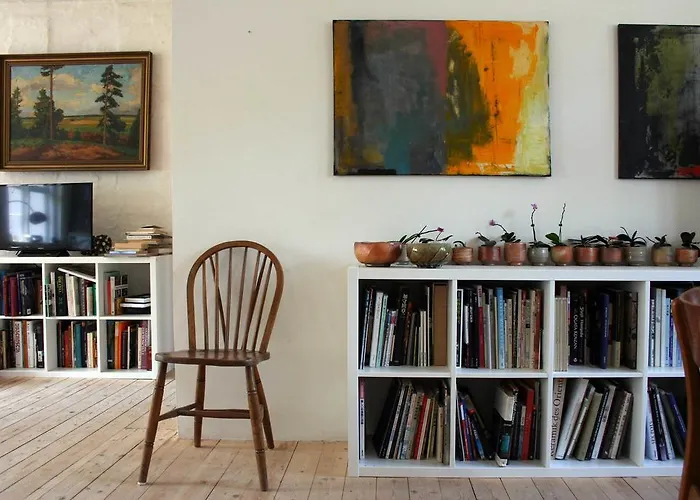 Tolne Gjaestgivergaard *